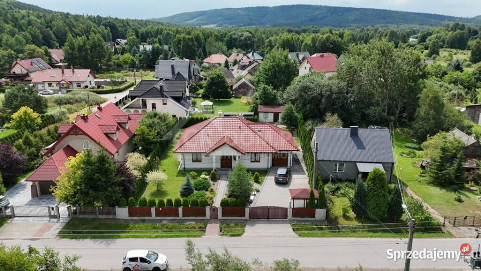 Dom wolnostojący 102m2 Ćmińsk świętokrzyskie