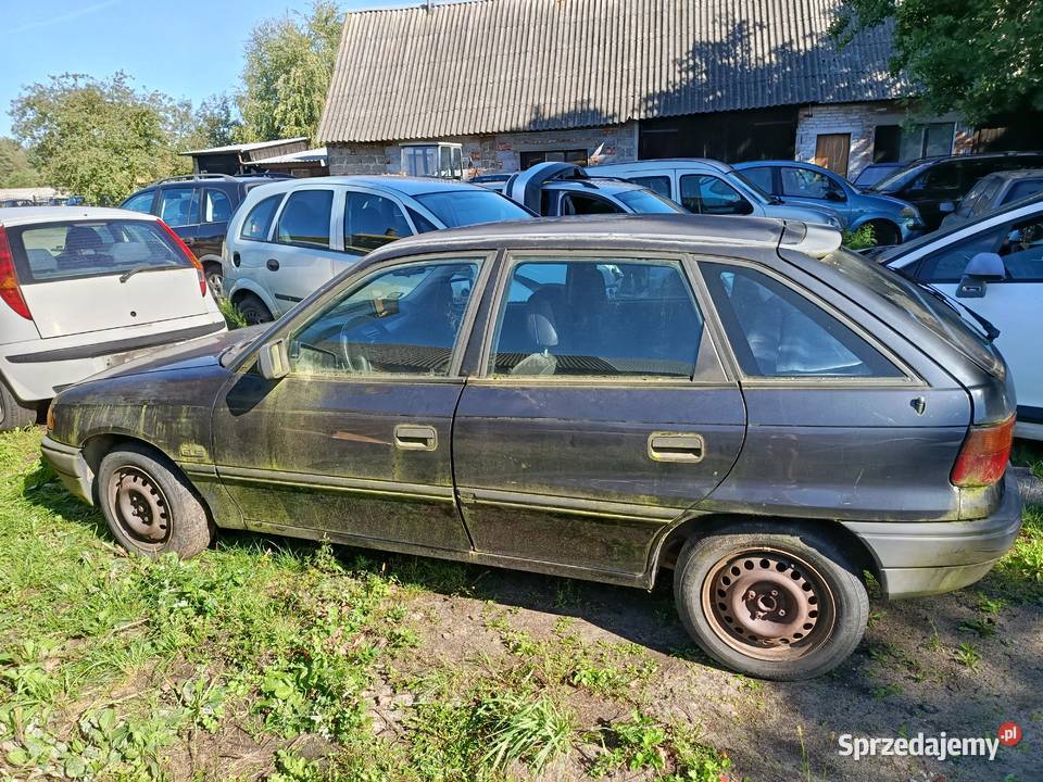 Opel Astra 16 2001 r dawca części Szklarka Myślniewska