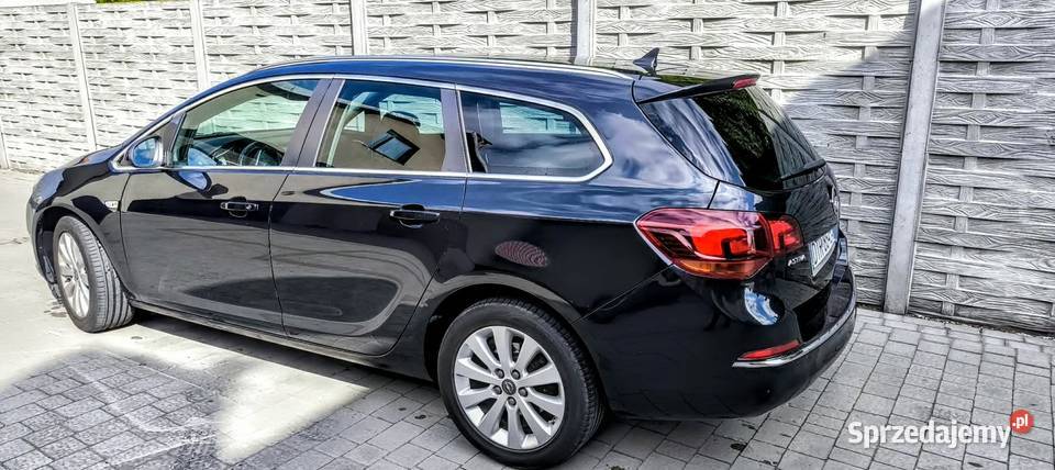 Opel Astra 20 CDTI 165 2014 Kombi Pełna elektrochrom. lusterka boczne Wrocław sprzedam