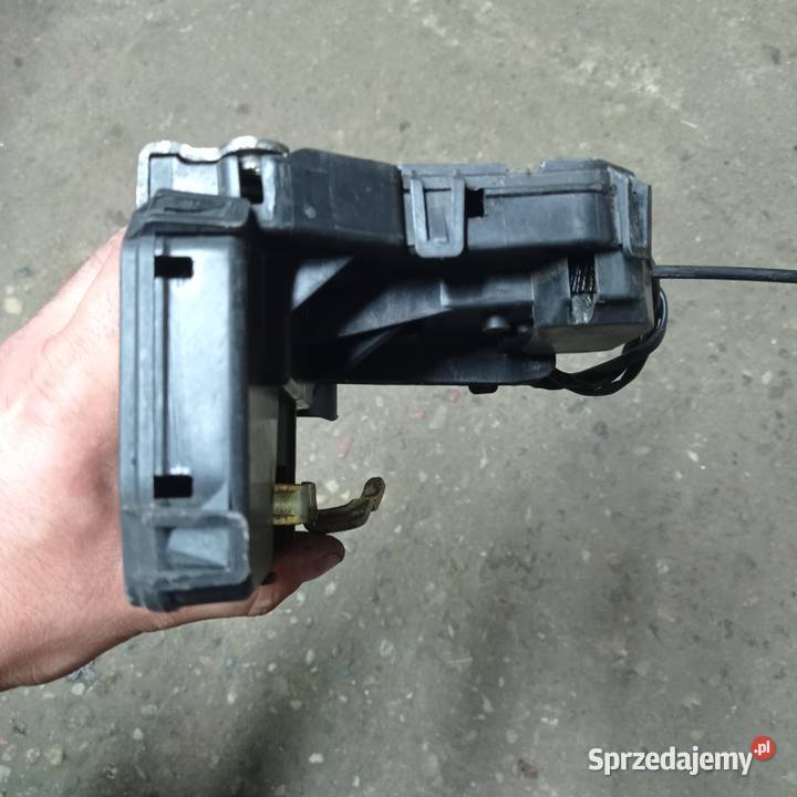 ZAMEK DRZWI LEWY PRZÓD 004133112634 MERCEDES C Kamień Pomorski sprzedam