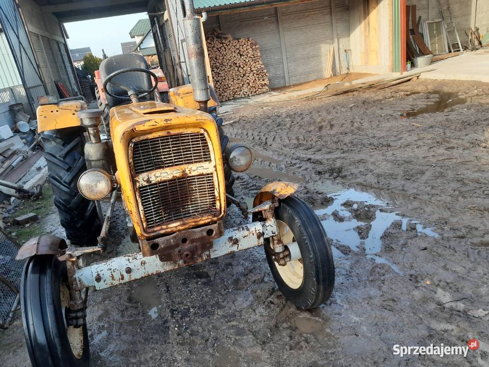 Sprzedam ciągnik Ursus C330