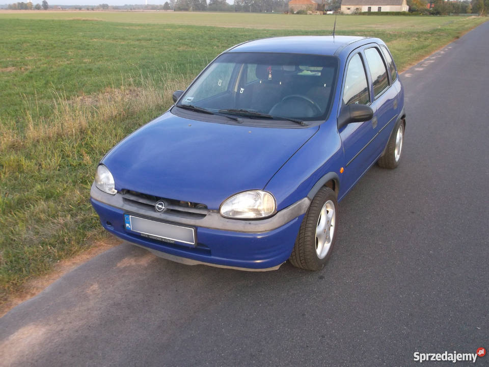 Opel Corsa B 14 60 alufelgi klimatyzacja kpl nieuszkodzony Miniszew