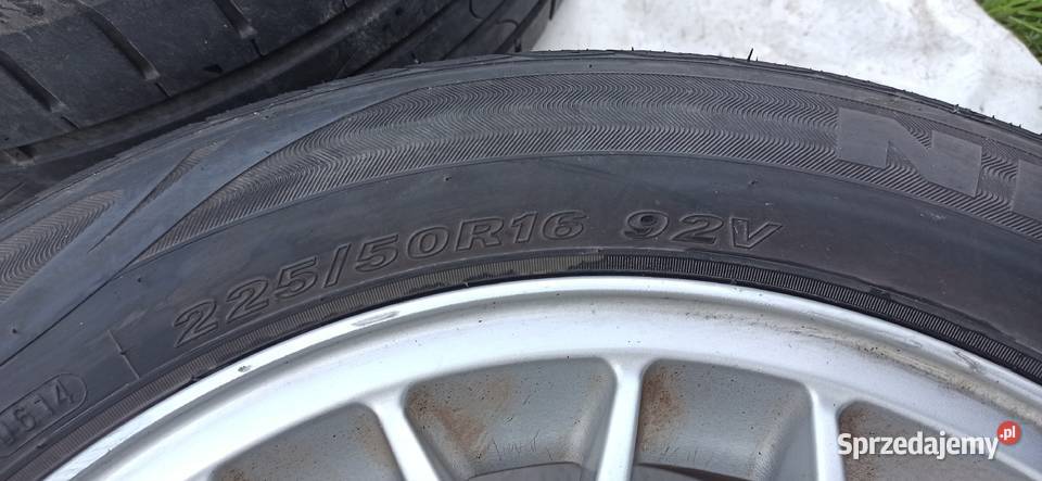 bmw e46 styling 42 opony 22560R16 5mm 14r Imielin