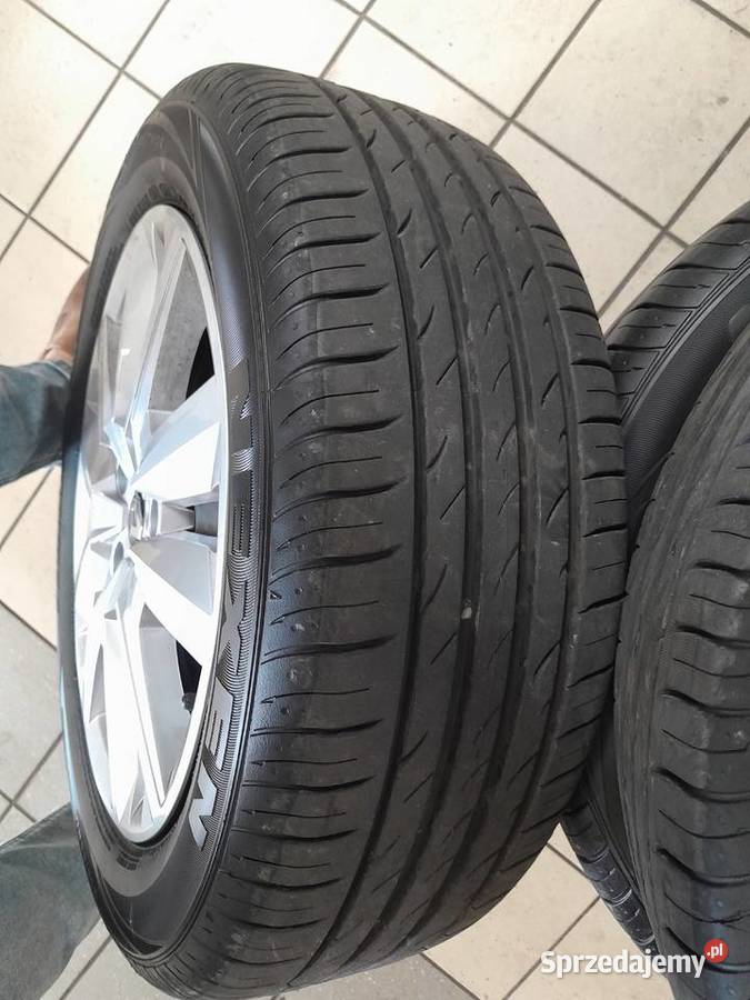 Oryginalne koła Renault kołpaki 16 opony Nexen Rozmiar 16" Białystok