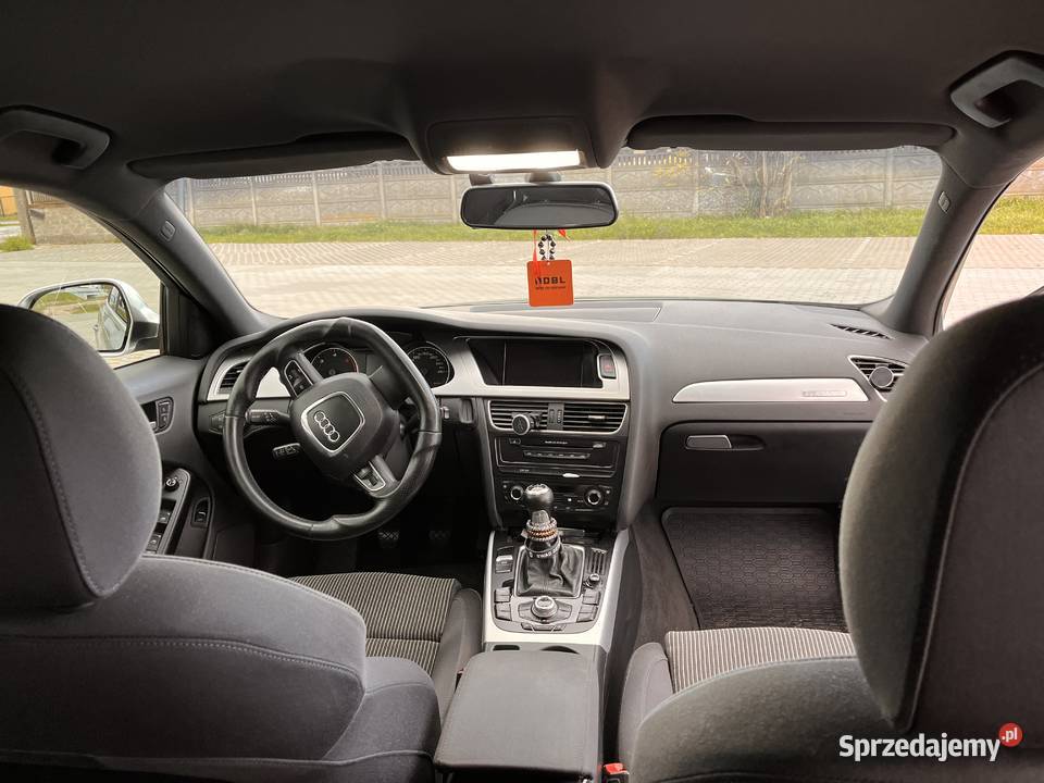 Audi a4 b8 QUATTRO nieuszkodzony Drzewica