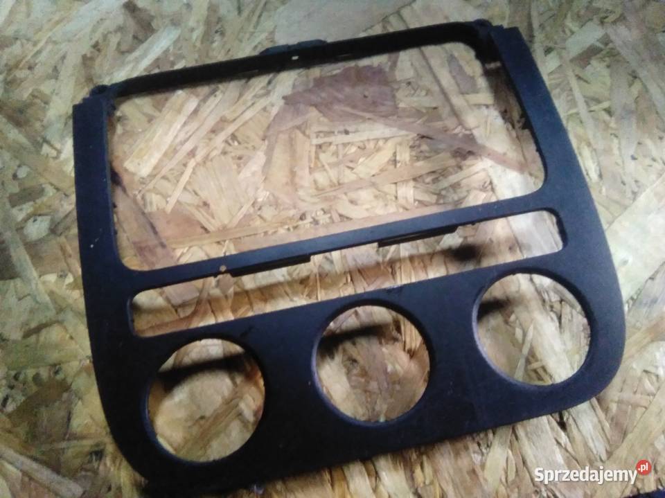 Ramka radia Climatronic VW Golf V Jetta Eos pomorskie Cewice