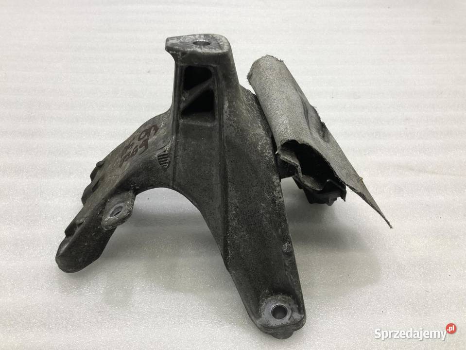 ŁAPA PODPORA SILNIKA AUDI A5 8T 20TDI osobowe wielkopolskie
