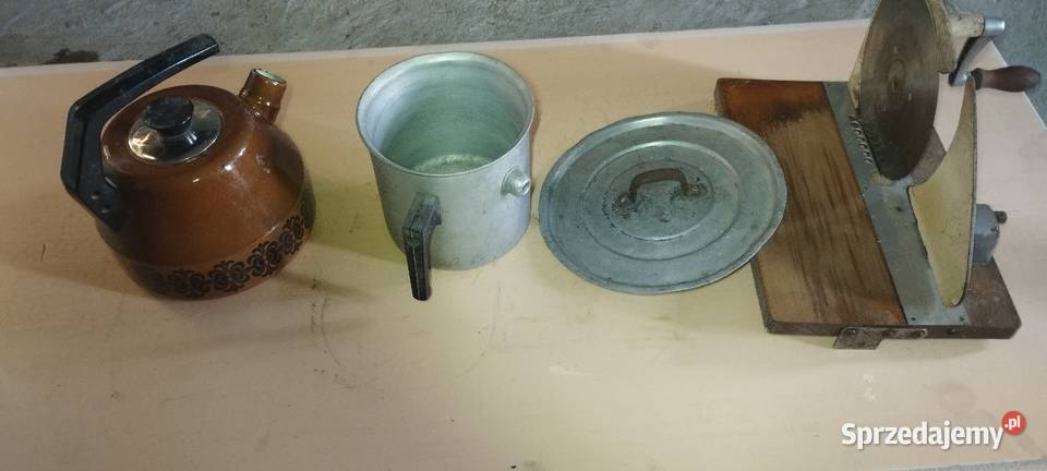 Wyprzedaż garażowa stare PRL Wędzina