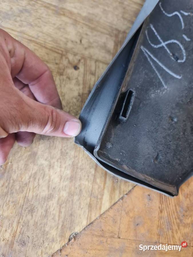 Osłony słupków C mercedes w126 300se szare osobowe