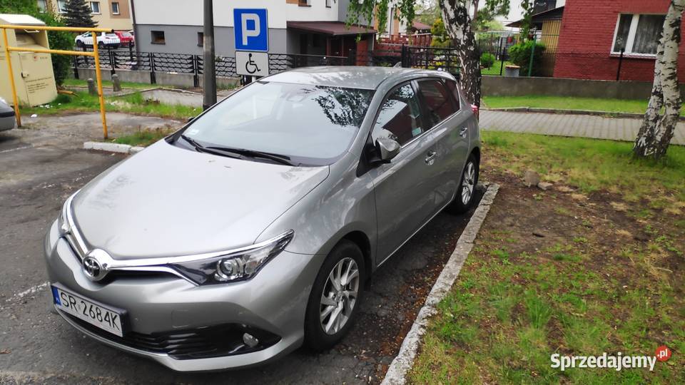Toyota Auris 16 sprzedam