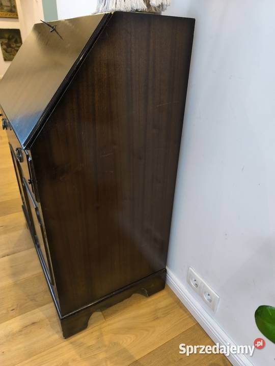 Piękny sekretarzyk pomocnikkomoda Łódź