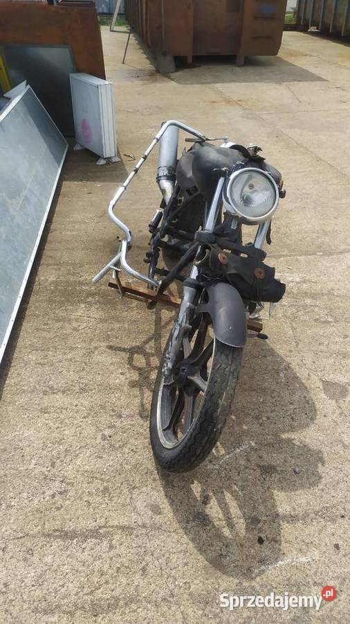 Motocykl Czoper do remontu Gołowierzchy
