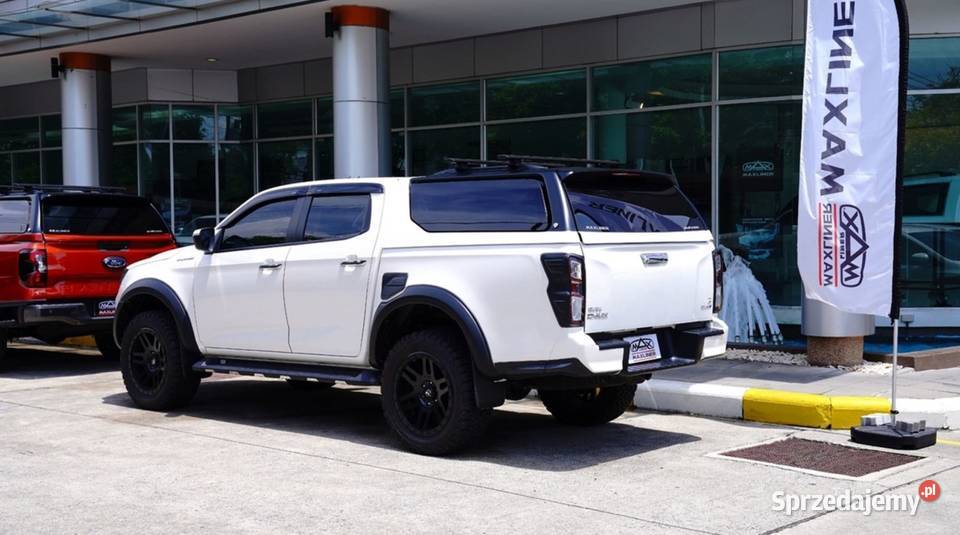 Zabudowa Paki PREMIUM HARDTOP 4x4 Venture ISUZU osobowe Pasłęk