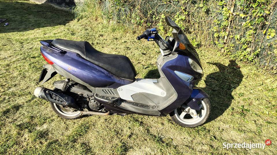 Skuter 125 ubezpieczony ważne badanie techniczne Kraków sprzedam