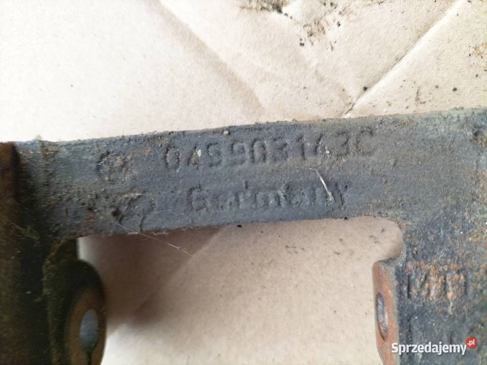 AUDI 80B3 80 B3 18 UCHWYT ALTERNATORA osobowe lubelskie