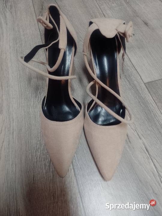 40 Beżowe zmysłowe czółenka wieczorowe z brązowy/beżowy Moda i Styl Kraków