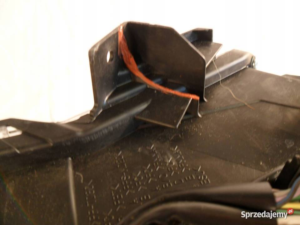 REFLEKTOR PRZÓD STRONA LEWA SUBARU XV wielkopolskie Nowy Tomyśl sprzedam