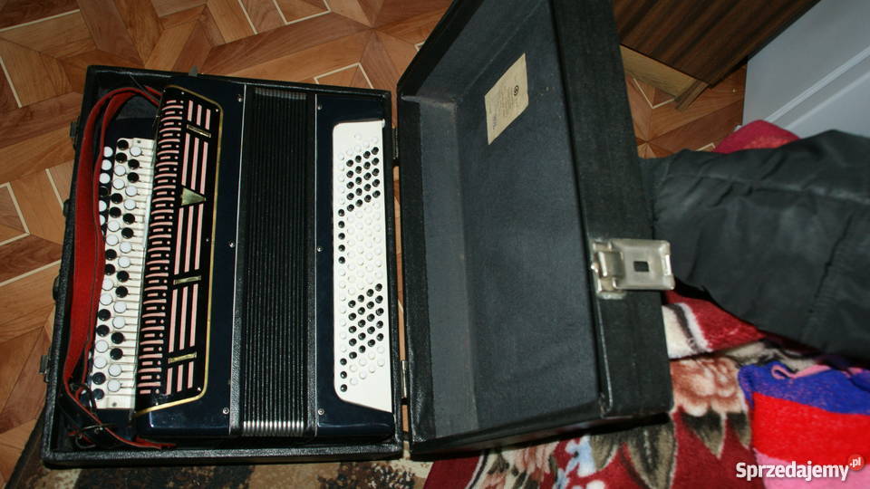 Akordeon guzikowy Bajan 100 basów podkarpackie Leżajsk