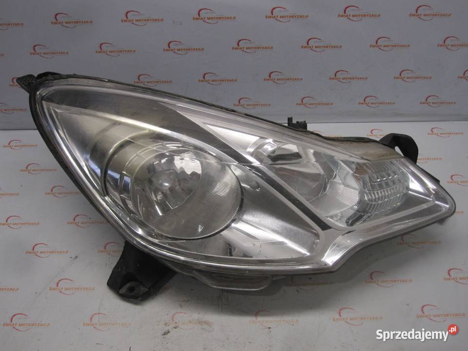 CITROEN DS3 12r lampa prawa przód 9673814380 Kielce
