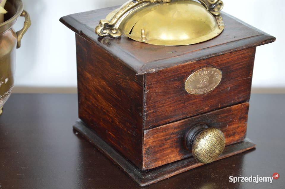 drewniany MŁYNEK dekoracyjny stary do kawy Antyki