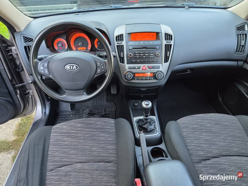 Kia Ceed 16 benzyna Salon Polska 153 Rok produkcji 2008 Skierniewice sprzedam