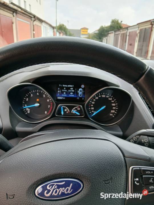 Ford Kuga 15 benzyna Tytanium 2019 kurtyny powietrzne Konin sprzedam