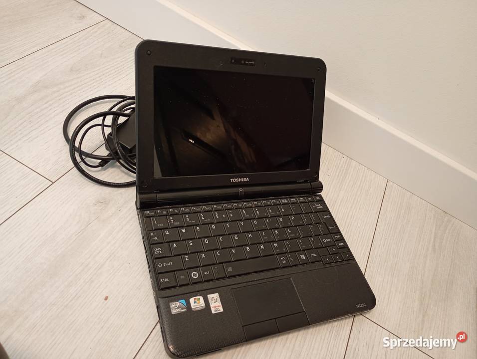 Laptop Toshiba 10 Niedrzwica Duża