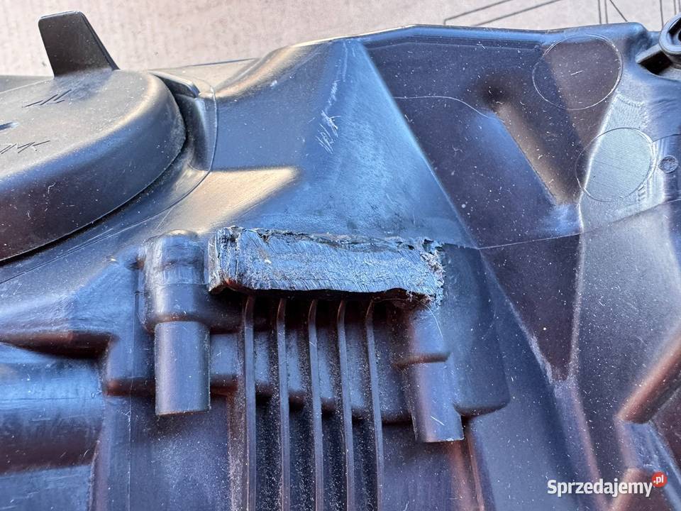 Lampa lewy przód Renault Captur I 201317 Brzesko