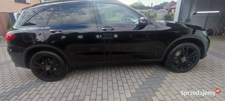 MercedesBenz GLC I 300 4Matic 9GTRONIC 2019r Opole