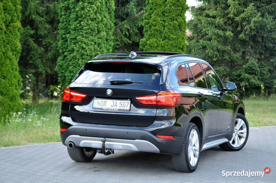 BMW X1 czarny Ostrów Mazowiecka