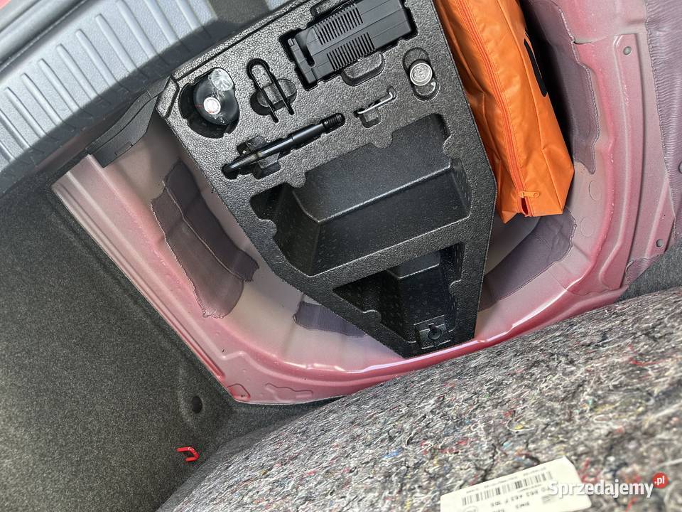 Salon Polska I wł serwis w ASO SEAT FV 23