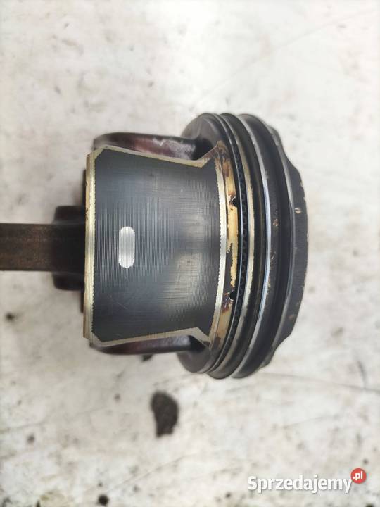 TŁOK KORBOWÓD 72L74 12 TCE Renault Kadjar I 2015