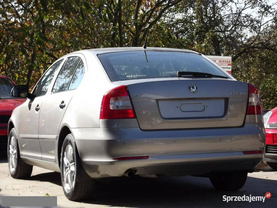 koda Octavia 16D BEZWYPADKOWY27kmJAK bluetooth Škoda Skawina