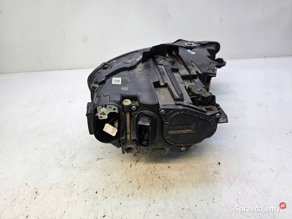 REFLEKTOR XENON LED LEWY AUDI A3 8V LIFT Przystajń