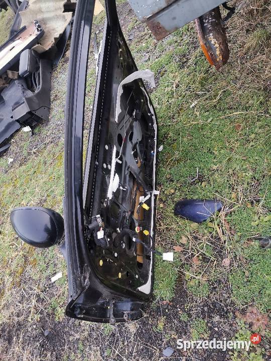 Drzwi prawy przód alfa Romeo 147 osobowe Czerwionka-Leszczyny sprzedam