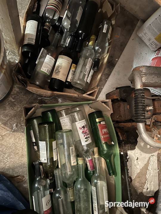 Butelki na wino Koźmice Wielkie sprzedam