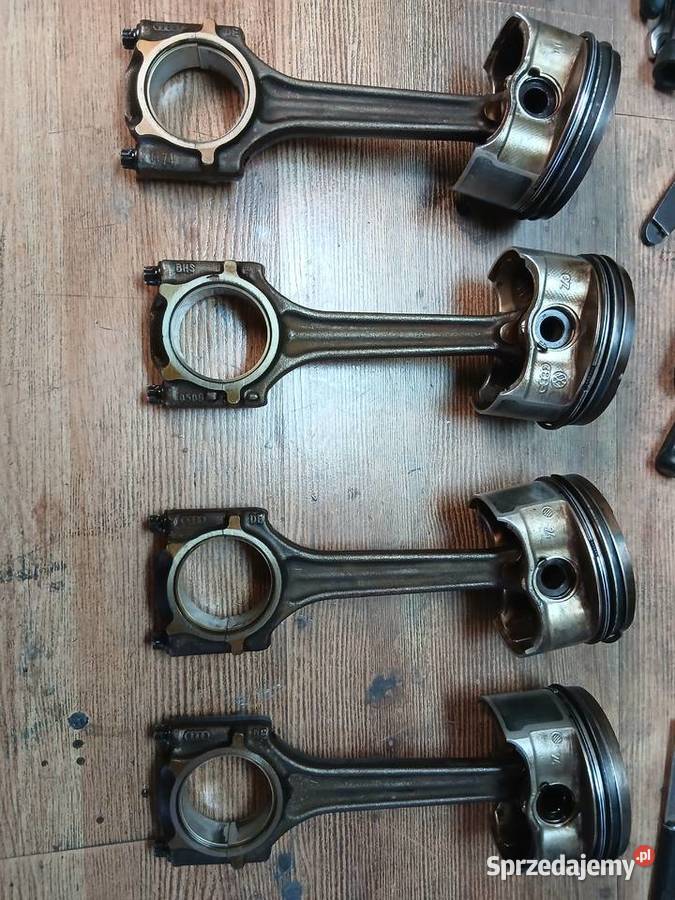 Wal korbiwy z korbowodami do 16 ALZ Audi a4b7 Rok produkcji 2007 Iłża