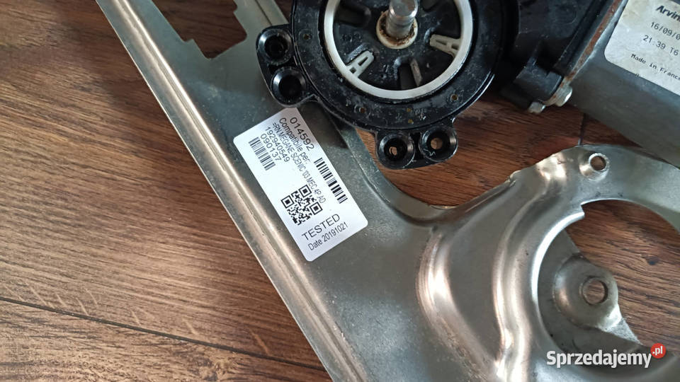 PODNOŚNIK SZYBY ELEKTRYCZNY PRZÓD PRAWY RENAULT podkarpackie Rzeszów
