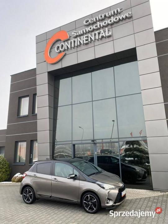 Toyota Yaris HYBRID kamera klimatronic navi wielofunkcyjna kierownica Żory