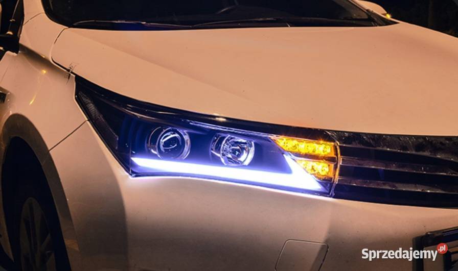 NOWE lampy przednie lampa przód Toyota Corolla osobowe