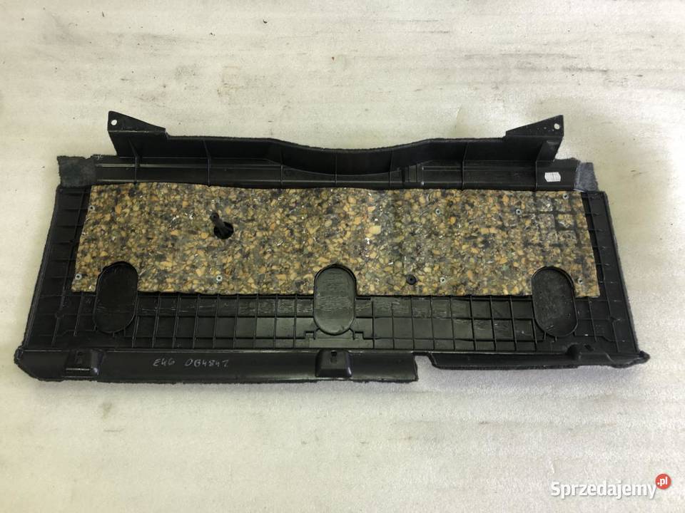 PODŁOGA TAPICERKA BAGAŻNIKA 8208370 BMW E46