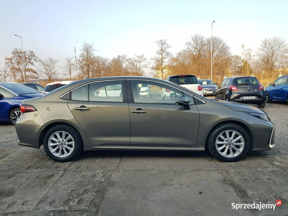 Toyota Corolla 15 Benzyna Salon Polska Włocławek