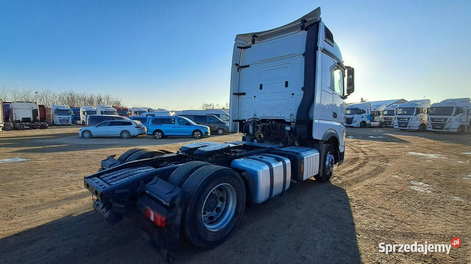 Mercedes Actros Komorniki