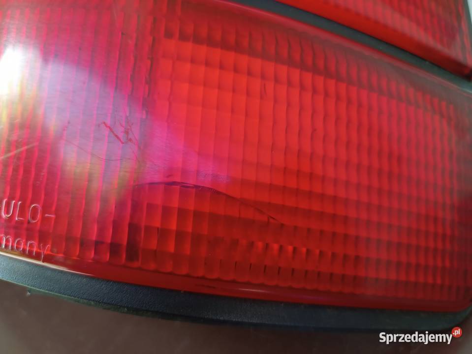 BMW E34 Touring kombi lampa tył tylna prawa