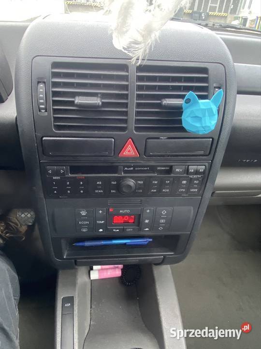 Audi A2 14 benzyna 2001 benzyna Świdnica