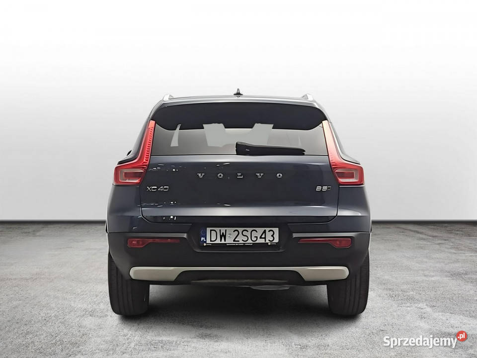 Volvo XC 40 B5 B AWD Inscription aut Z Polskiego pełny VAT Warszawa sprzedam