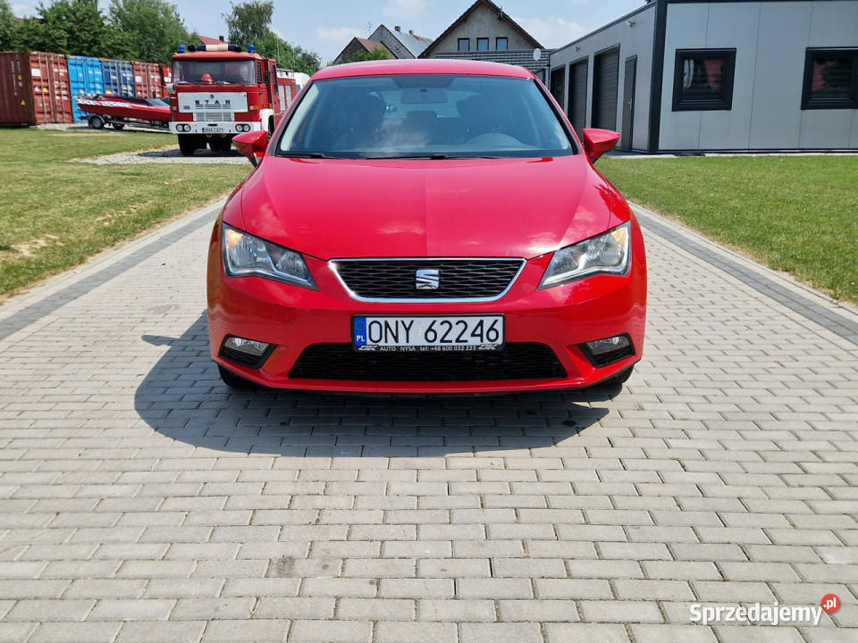 Seat Leon 12tsi 85 Benzyna Klima Alu Felgi Raty centralny zamek Strobice