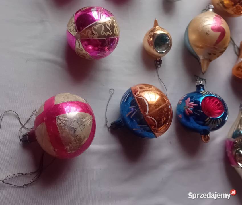 Zestaw 12 bombek z okresu PRL z lat 50ych i wielkopolskie Koźminek