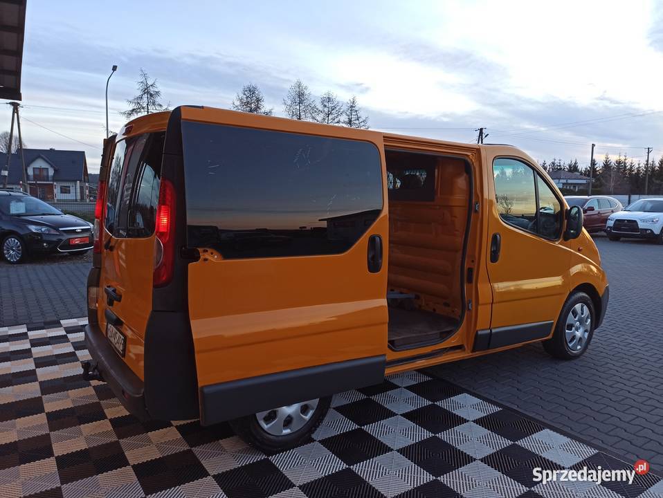 OPEL VIVARO 20 Diesel 115 2x Drzwi przesuwne sprowadzony Zarszyn