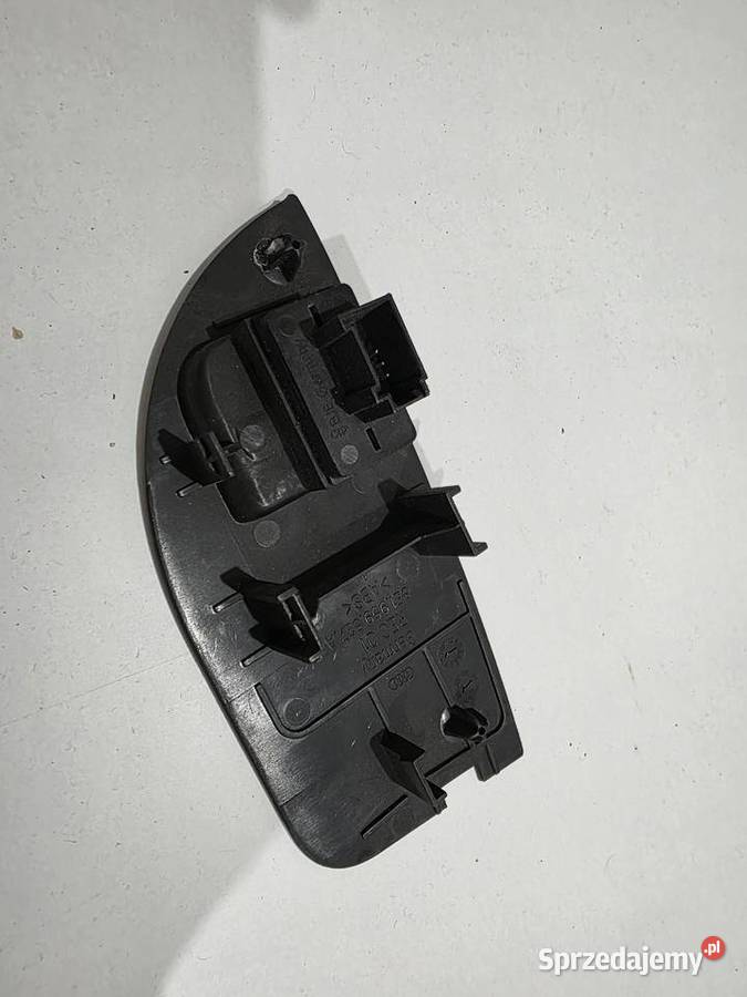 Włącznik alarmu Audi a4b6 8E1959527A osobowe Pozostałe Pozostałe Iława